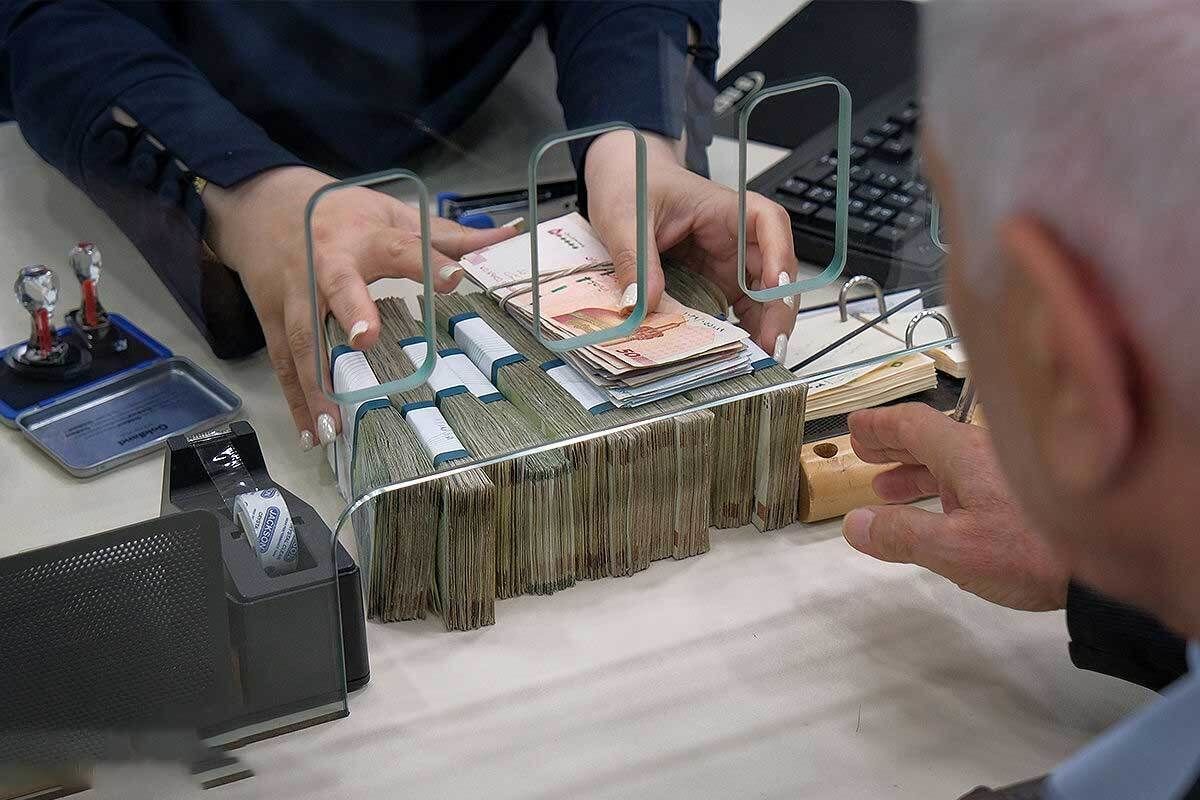 احتمال پرداخت ۳ میلیون تومان به بازنشستگان تامین اجتماعی
