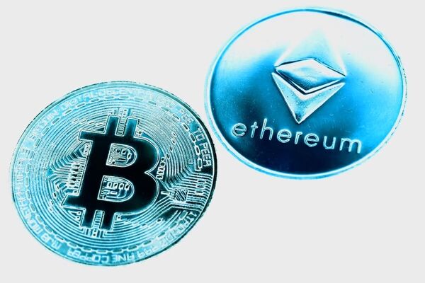 قیمت بیت‌کوین و اتریوم امروز دوشنبه ۲۸ اردیبهشت ۱۴۰۵