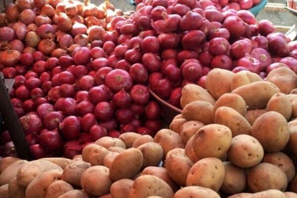 قیمت رسمی انواع میوه و سبزی اعلام شد/ قیمت جدید سیب‌زمینی و پیاز را ببینید
