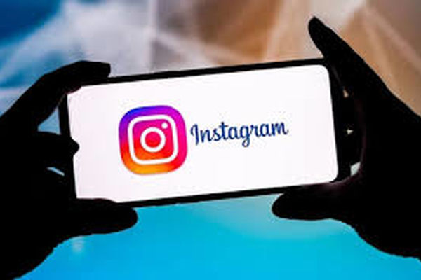 مدیرعامل اینستاگرام اعتیادآور بودن شبکه های اجتماعی را رد کرد