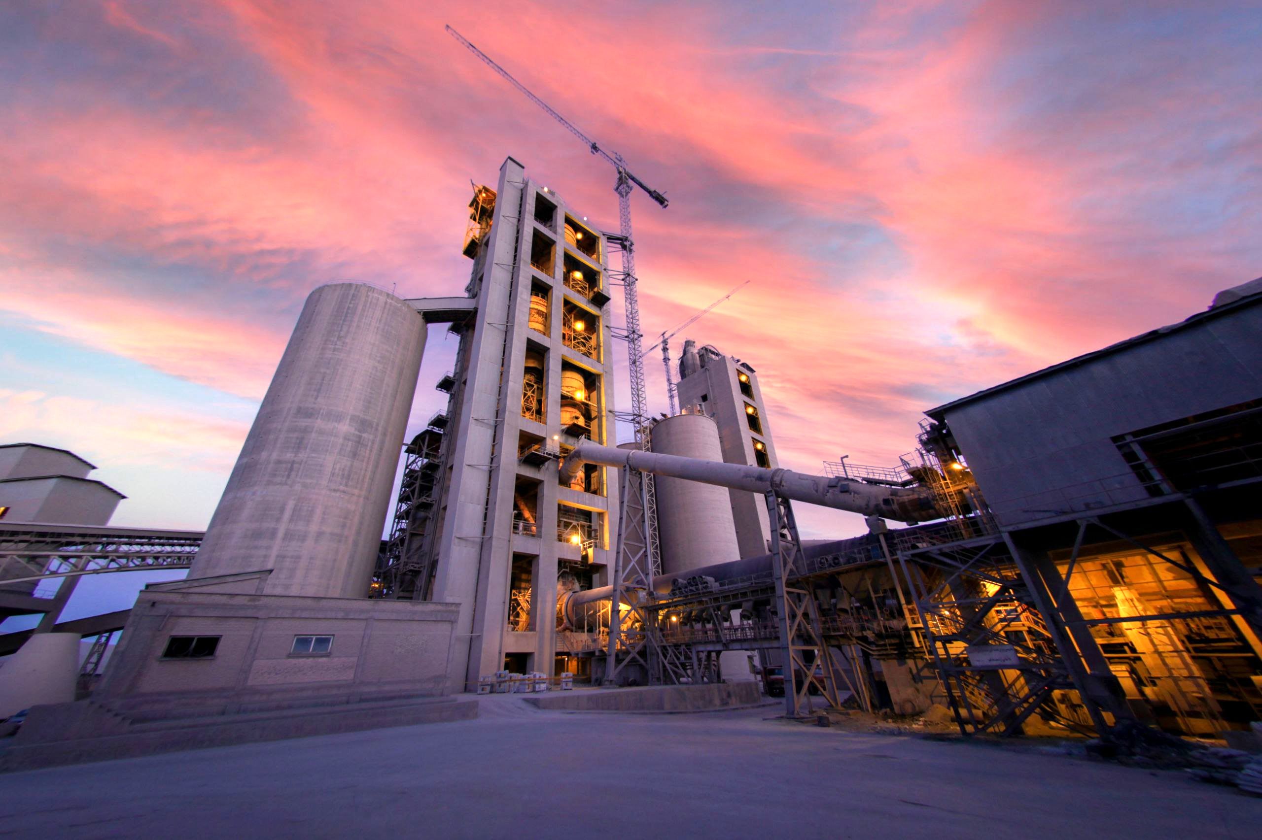 «سیمان شرق در مسیر رشد پایدار؛ گزارش عملکرد کم‌نظیر پیش از مجمع سالیانه» 