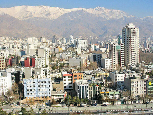 پیش‌بینی فعالان بازار درباره قیمت مسکن تا پایان تابستان ۱۴۰۵/ الان بهتر است خانه بخریم یا صبر کنیم؟