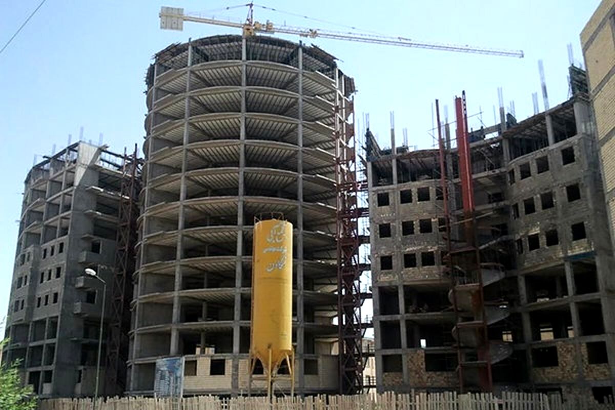 یک پیش‌بینی تکان‌دهنده از آینده مسکن/ احمدی‌نژاد چه بلایی بر سر صنعت ساخت‌وساز در ایران آورد؟
