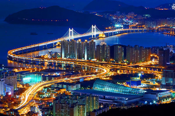 ریال جدید و قران رسماً به اقتصاد ایران آمد