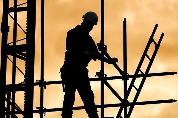 فعال کارگری: خط فقر از ۷۰ میلیون تومان عبور کرده است
