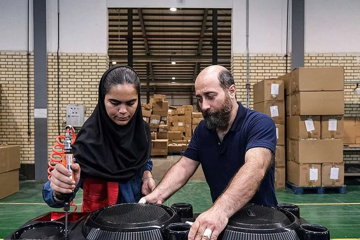 موج اخراج به کارگران ماهر رسید