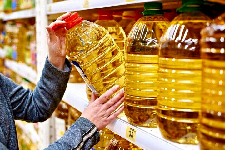 در تامین و توزیع روغن مشکلی نداریم/ فروش اجباری کالا ممنوع است
