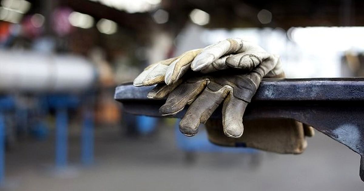 حداقل مزد کارگران کفاف فقط ۱۰ روز را می دهد
