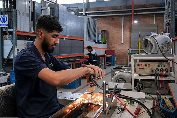 حداقل دستمزد کفاف ۱۰ روز را می‌دهد