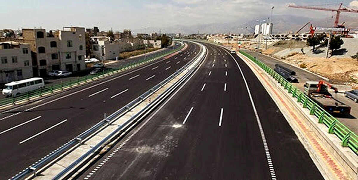 عوارض آزادراه اصفهان-شیراز به جیب بخش خصوصی می‌رود نه وزارت راه
