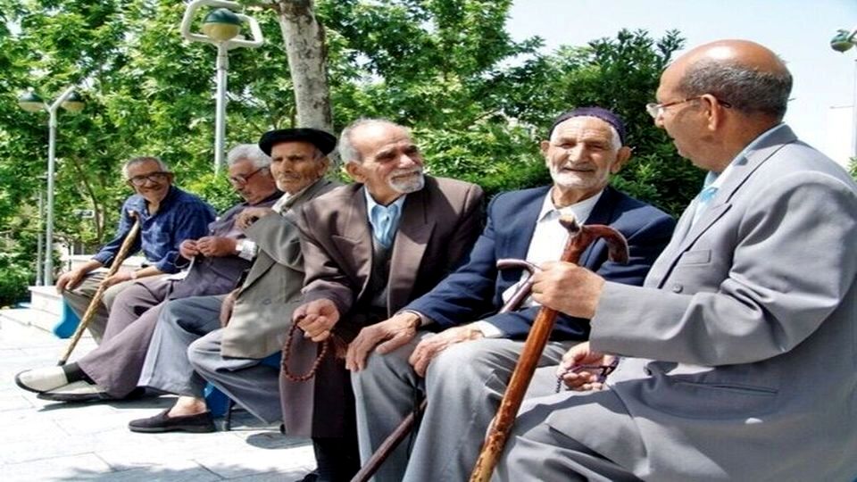احتمال افزایش حقوق کارمندان و بازنشستگان قوت گرفت