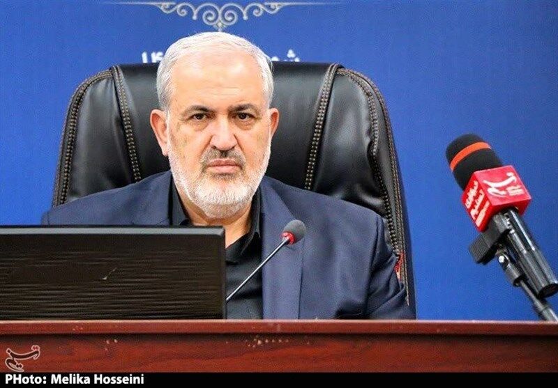 به جای خودروسازی خودروبازی می‌کنیم