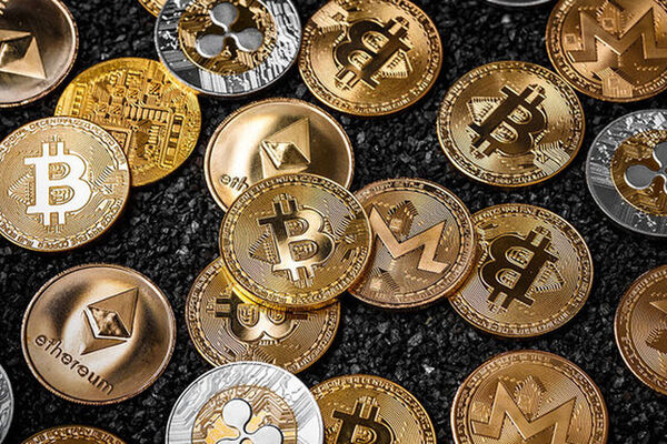 رمزارزهای دیجیتال با بیت کوین همراه شدند