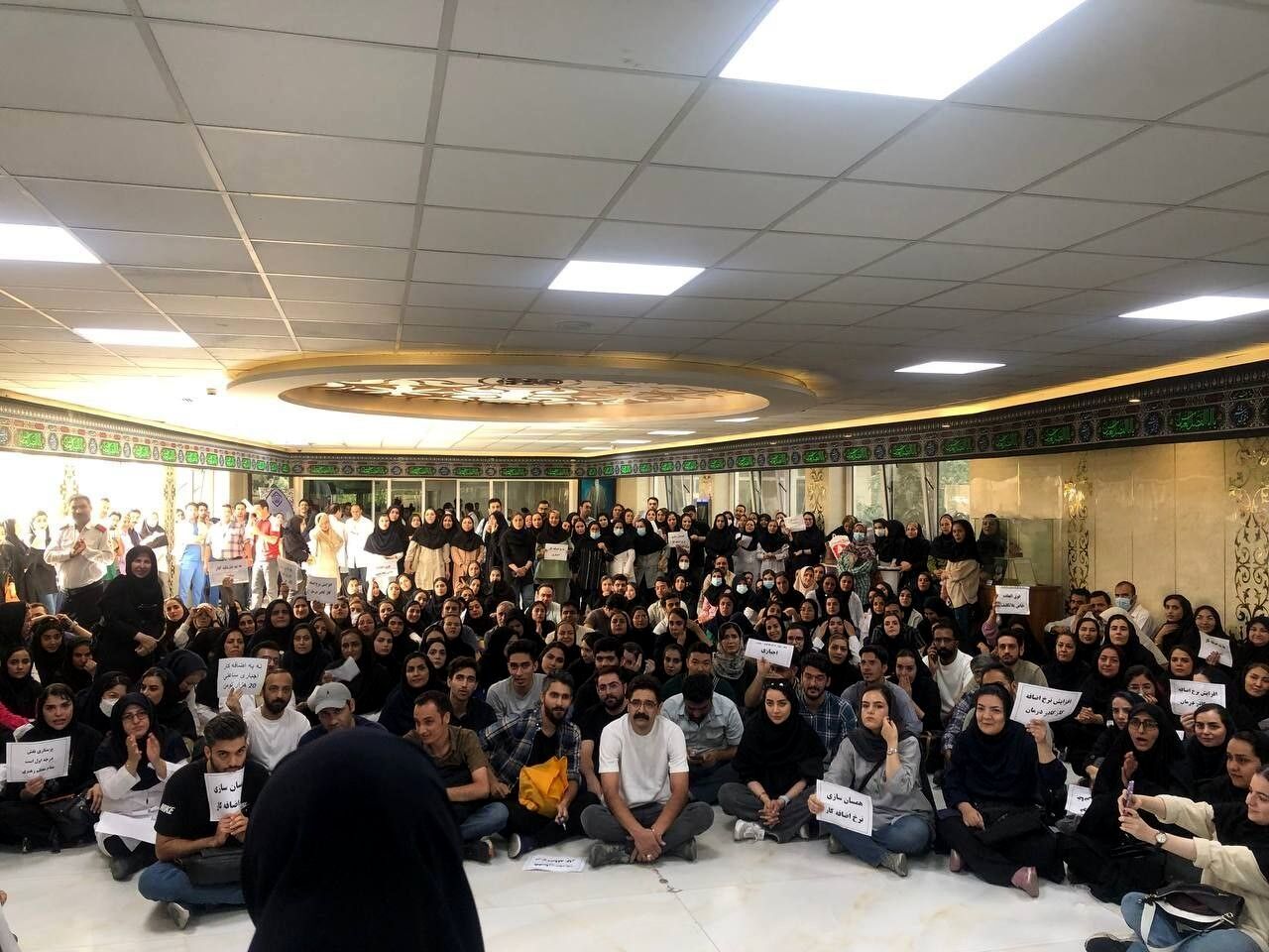 بیانیه دانشگاه علوم پزشکی مشهد درباره تجمعات پرستاران