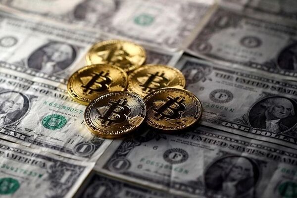 قیمت بیت کوین به یک قدمی ۱۰۰ هزار دلار رسید
