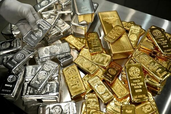افزایش قیمت طلا و نقره در بازارهای جهانی