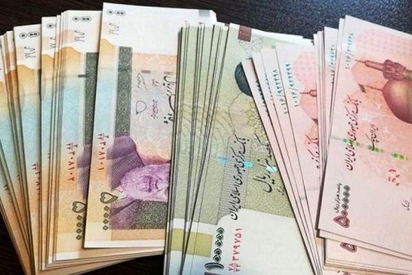 چقدر اسکناس دست مردم است؟
