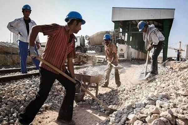 سقوط ۲۶۱ درصدی دستمزد کارگران در کمتر از ده سال