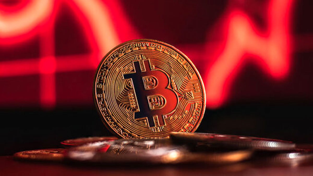 چند گزینه در مقابل بیت کوین قرار دارد؟

