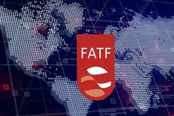 به چه دلیل در برابر بابک زنجانی اینقدر کوتاه می آیید؟