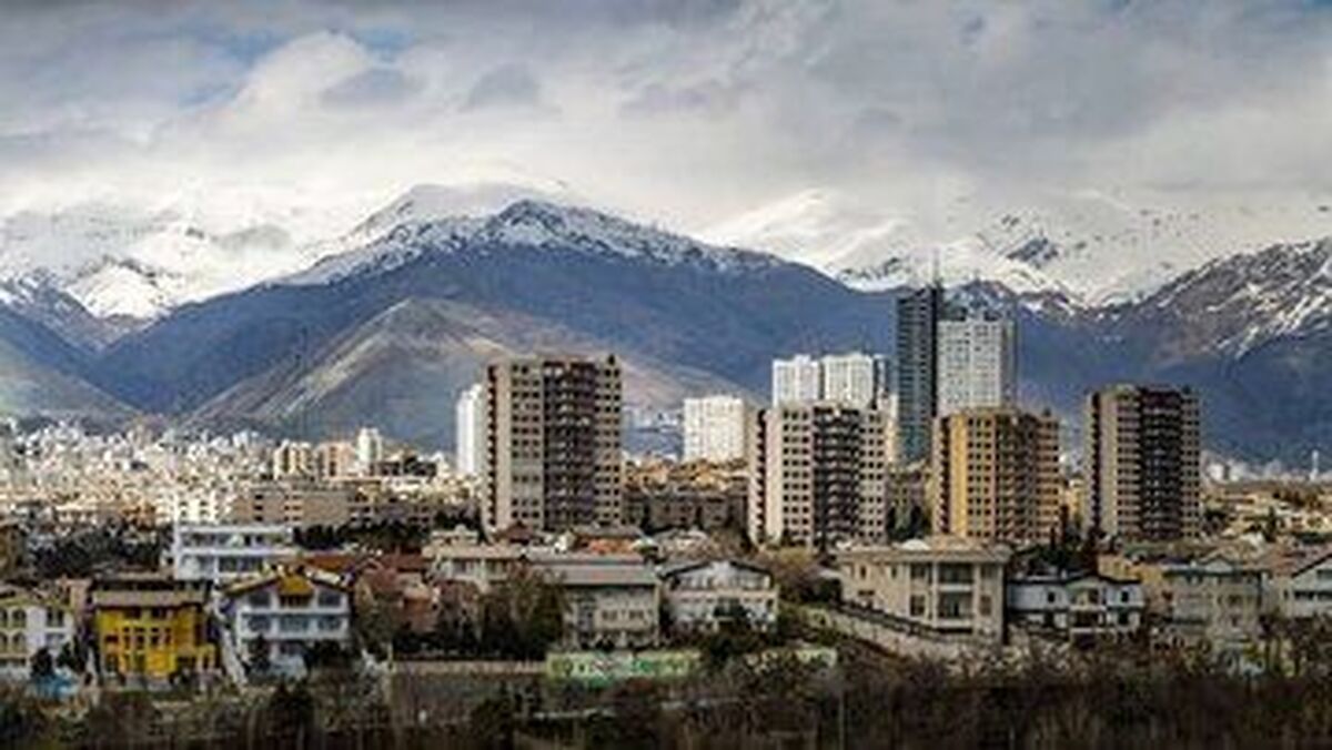 لوکس‌بازی در شمال تهران وسط جنگ/ خانه کلنگی متری 2.5 میلیارد تومان به فروش می رسد