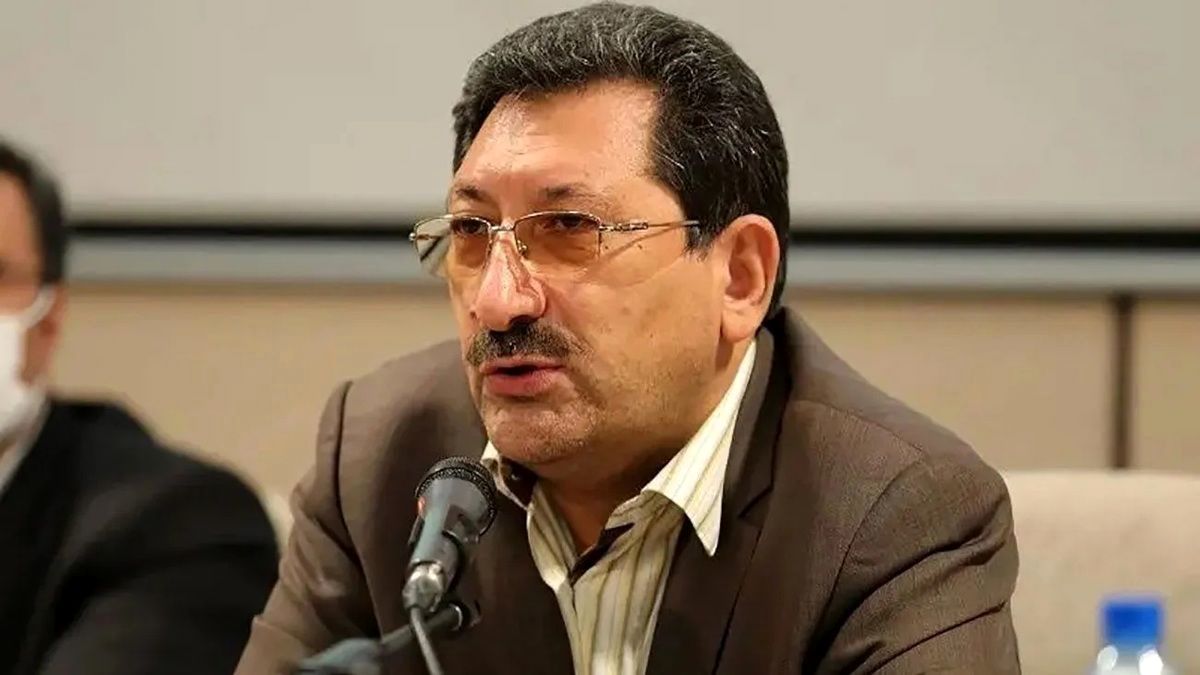 وزیر صمت بابت افزایش قیمت خودرو از نمایندگان تذکر گرفت
