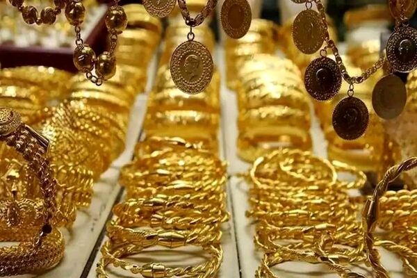 پیش بینی قیمت طلا و سکه ۱۴ دی ۱۴۰۲ / سقوط انس جهانی،‌ طلای داخلی را زمین زد