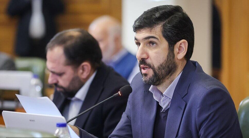 پیشنهاد شهرداری تهران برای تمدید استفاده رایگان از مترو و بی. آر. تی تصویب شد
