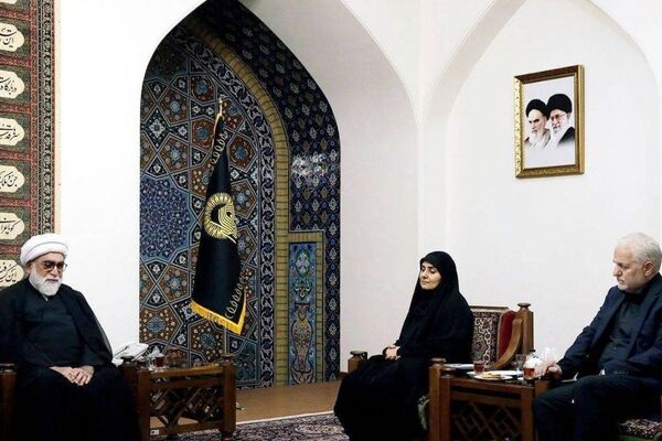 فرزانه صادق، وزیر راه: مشهد در اولویت رفع مشکلات حوزه‌ حمل و نقل است