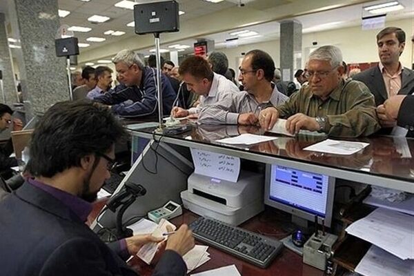 ۱۱ رئیس شعب بانکی عزل شدند
