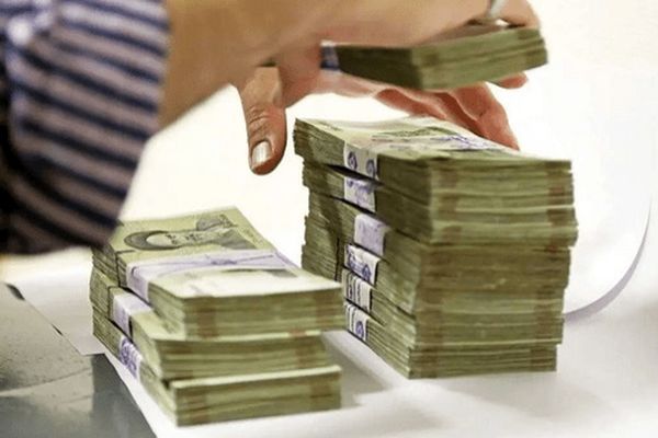 مانور بانک مرکزی برای مهار بر تورم