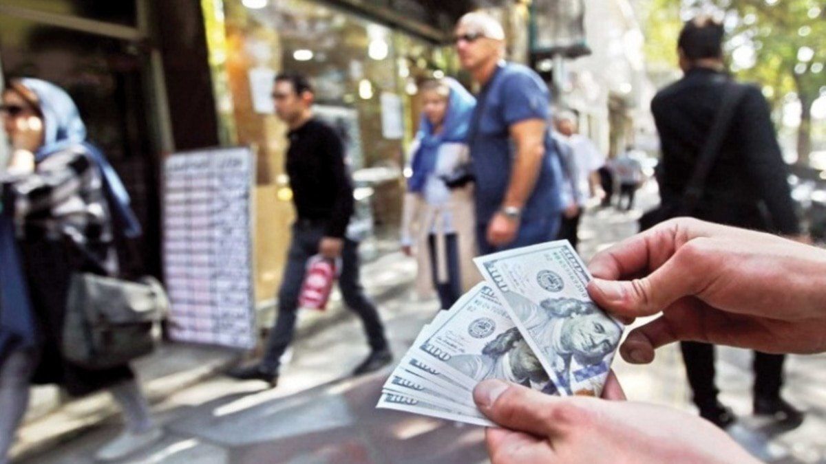 دلار تا پایان سال ارزان می‌شود یا گران؟