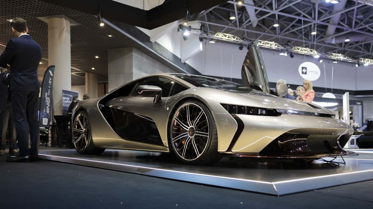 برتونه جی بی110؛ این خودرو زیبا پلاستیک می سوزاند