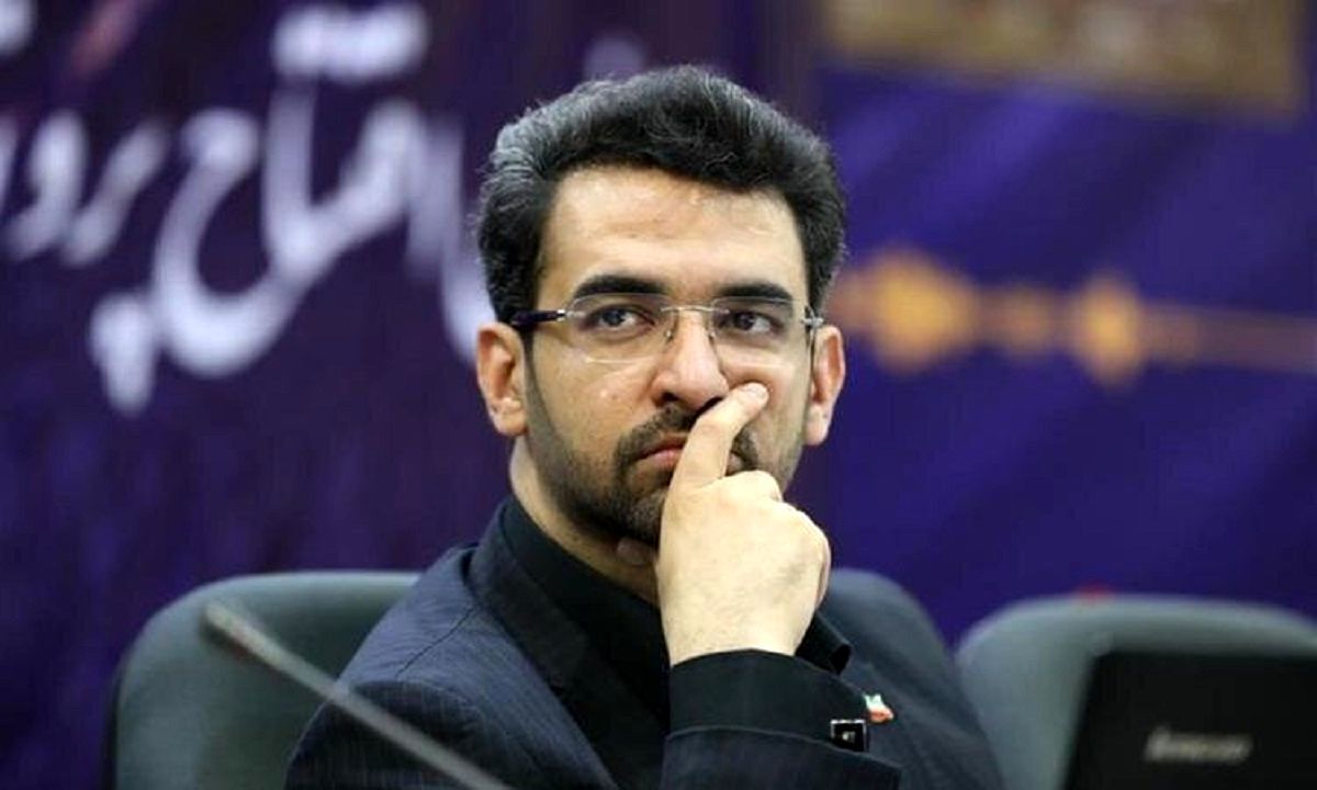 آذری جهرمی: ریال در حال احتضار است/ کسی نیست به مردم حداقل توضیحی دهد؟