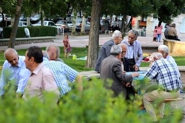 تیر خلاص مجلس یازدهم به کارگران / نماینده‌ها سن بازنشستگی را افزایش دادند!