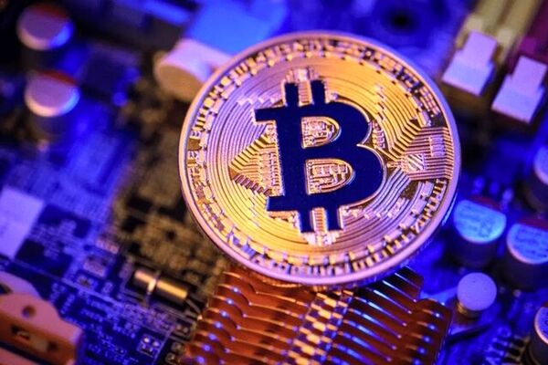 آخرین وضعیت بازار رمزارزها در جهان؛ سقوط سودآوری بیت کوین