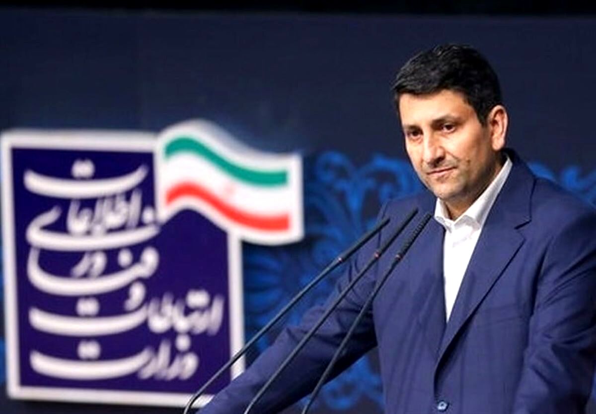 هاشمی: مذاکره با متا و ایکس برای رفع فیلتر در طرح دولت است
