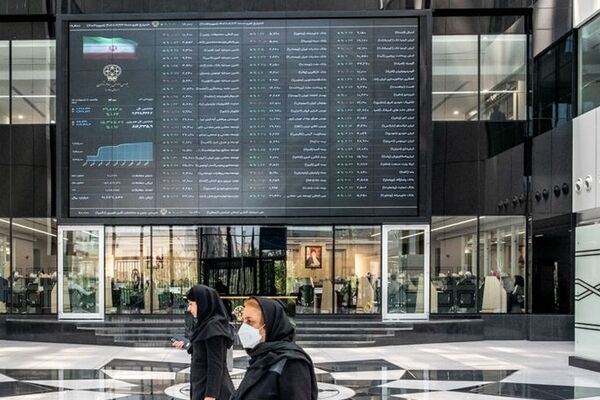 علت‌یابی تاخیر واکنش شاخص بورس به رشد دلار
