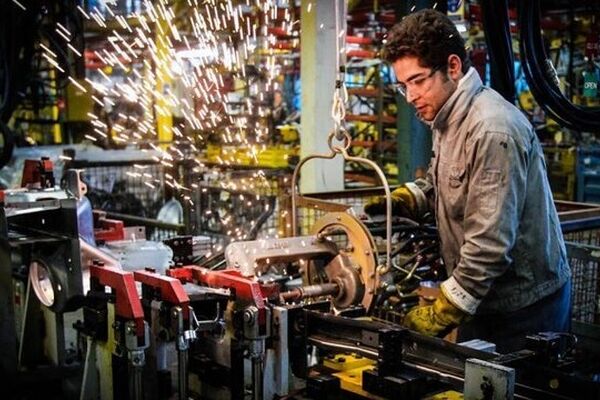 احتمال تصویب دستمزد کارگران در یک جلسه اضطراری