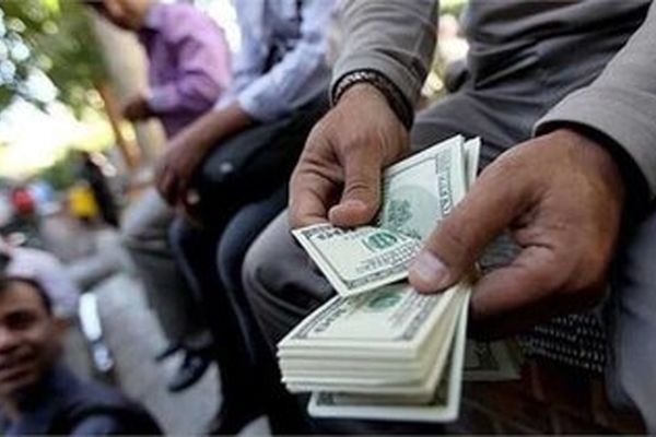 ریزش قیمت دلار شدت گرفت