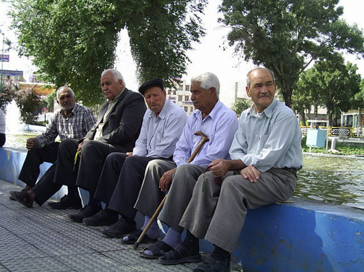 دولت، در اجرای همسان سازی حقوق بازنشستگان تعلل می‌کند