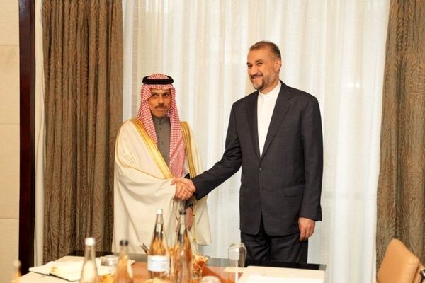 توافق ایران و عربستان در زمینه تسهیل صدور روادید تجاری و برقراری پرواز مستقیم بین 2 کشور