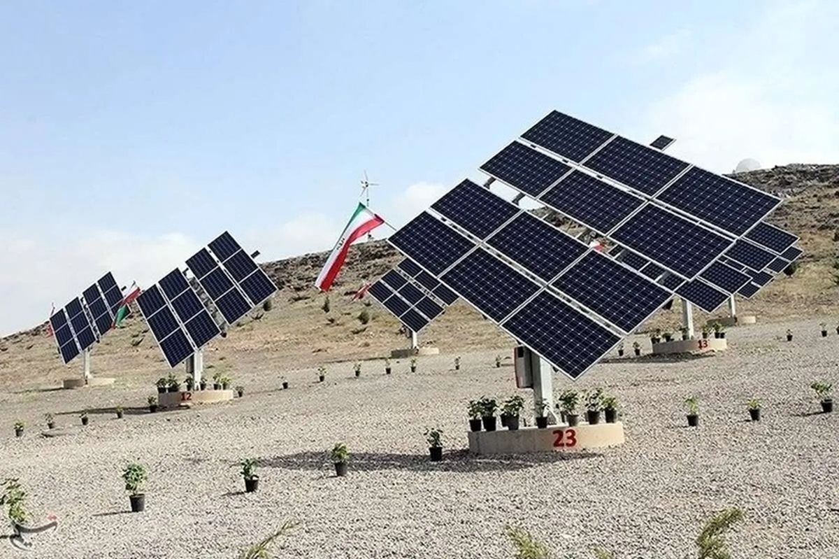رویافروشی با پنل خورشیدی