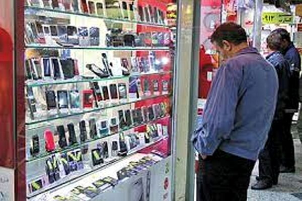 خرید گوشی سامسونگ تا اسفند ممنوع
