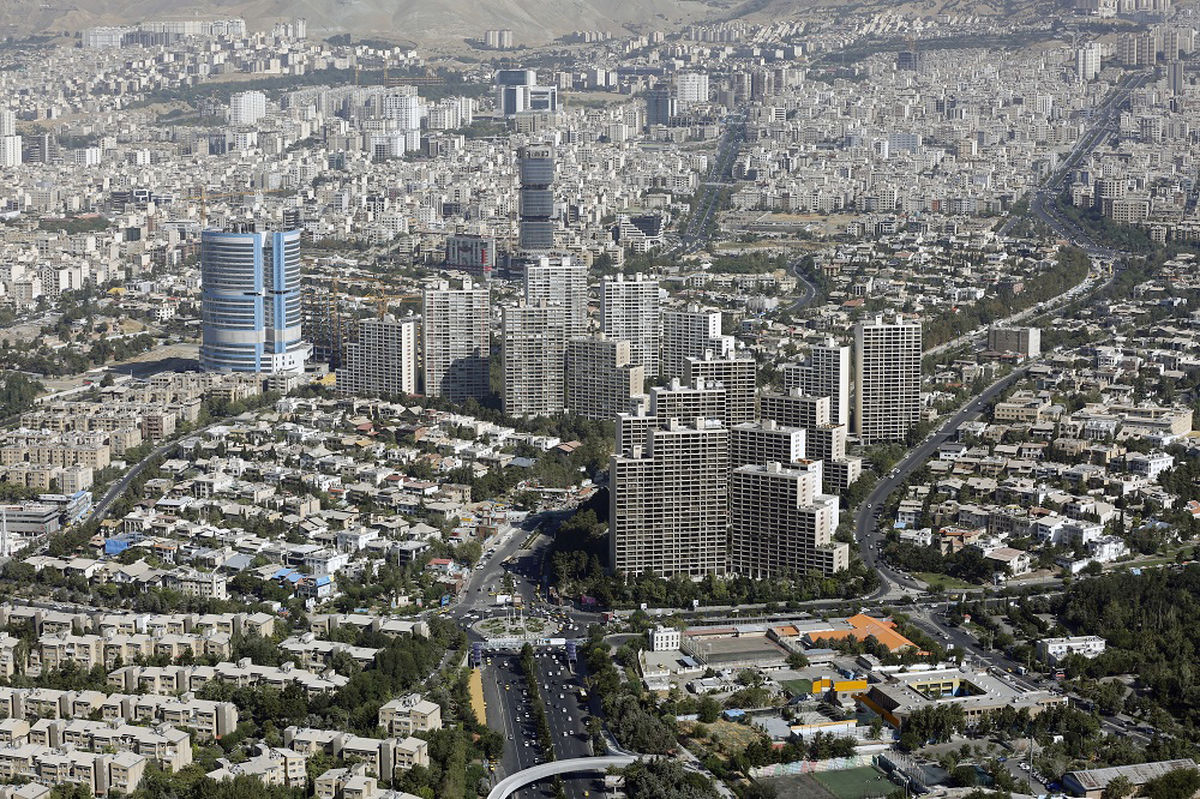 سرمایه گذاری در مسکن بهتر است یا خرید زمین؟