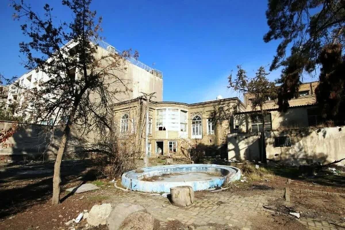 رونق فروش خانه‌های کلنگی در تهران/ قیمت‌گذاری از ۳ میلیارد در جوادیه تا ۷۸۲ میلیارد در فرمانیه + جدول