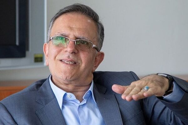 پیش بینی سیف از قیمت ارز و تورم؛ نرخ ارز افزایشی می‌شود